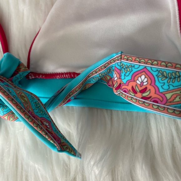 *sold*  Victoria’s Secret Bikini Top - Picture 3 of 9